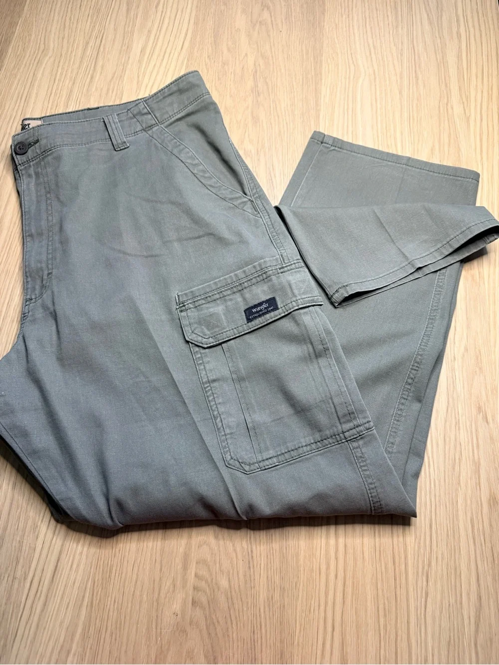 WRANGLER Cargo Khaki Relaxed Fit Straight Leg Utility Green Mens Pants Sz 38X32